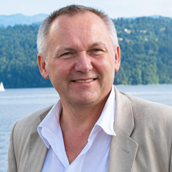 Bernard Twarog